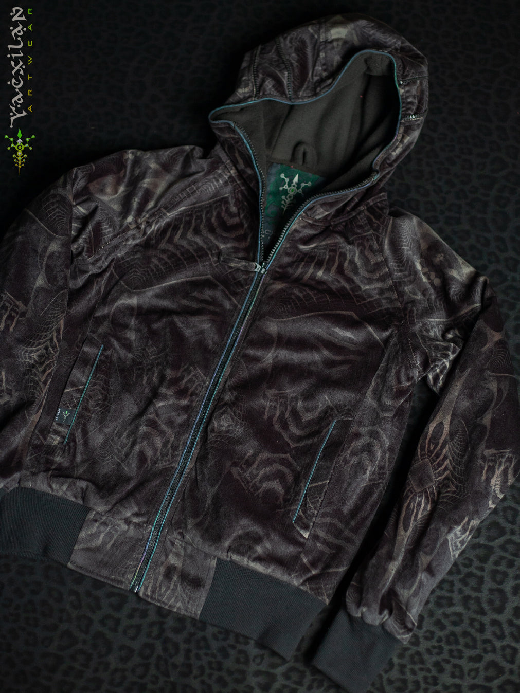 New Hoodie Woman / Velvet Fawn - DARK SANDOKAN